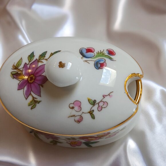 Royal Grafton Malvern Fine Bone China Four Piece Cruet Salt Pepper Shaker Set - Picture 10 of 16